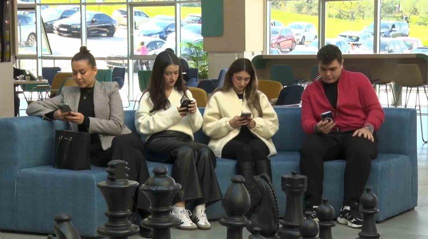 Doç. Dr. Dursun Boz: "Uzaya çıkıyoruz ama karşı komşuya gitmiyoruz"