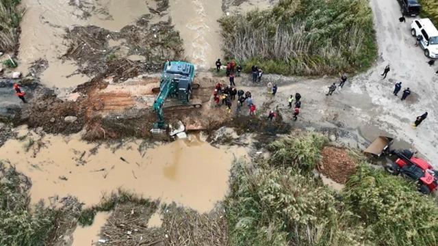 Foça'da Sel Felaketi: Kayıp şahsın cansız bedenine ulaşıldı, AFAD zarar tespiti çalışmalarını tamamlıyor