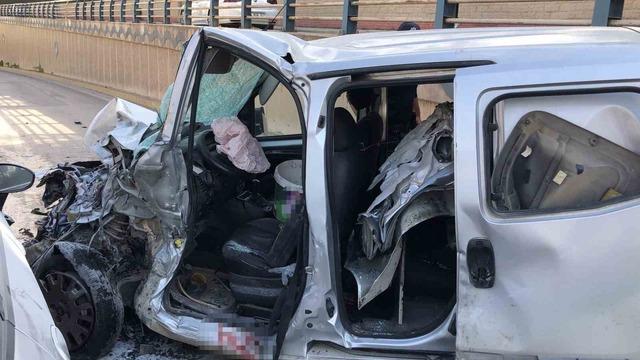 Elazığ’da zincirleme trafik kazası: 5 yaralı 2