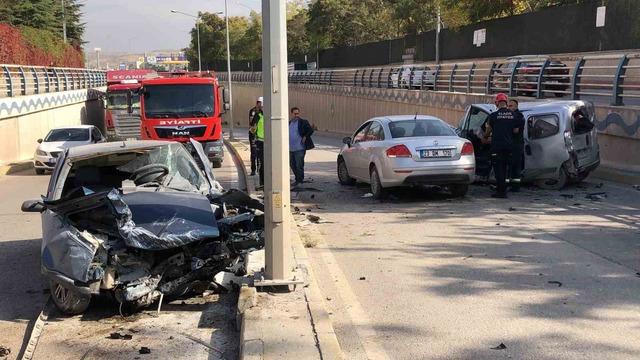 Elazığ’da zincirleme trafik kazası: 5 yaralı 1