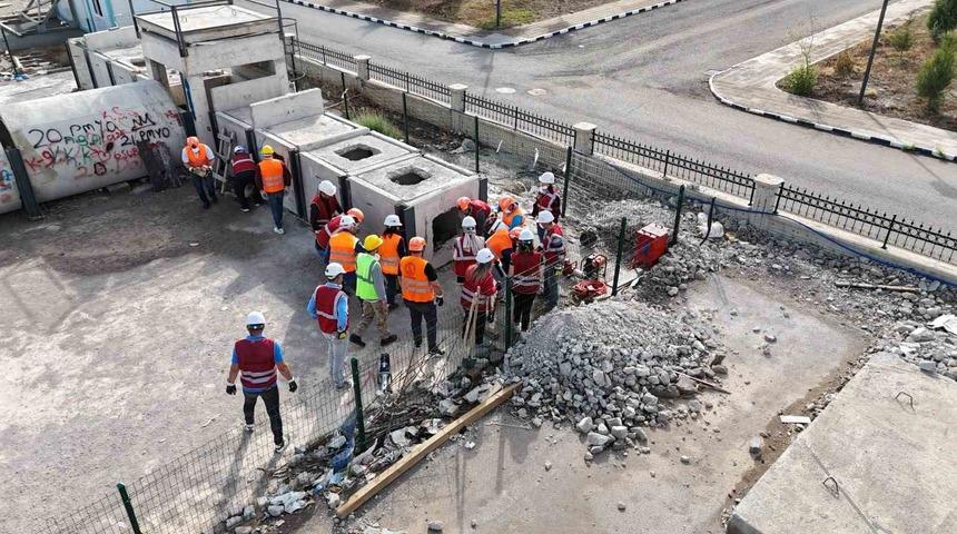 Öğretmenlere arama kurtarma eğitimi