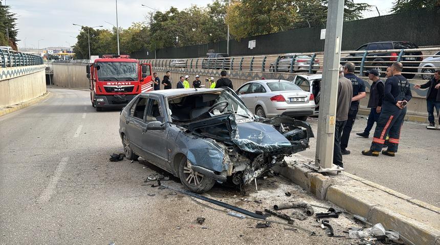 Elazığ'da zincirleme trafik kazasında 5 kişi yaralandı
