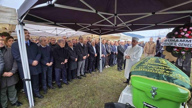 Eski TBMM Başkanı Mehmet Ali Şahin’in babası toprağa verildi 1