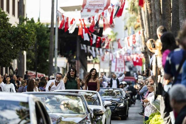 Antalya sokaklarında Altın Portakal coşkusu Antalya sokaklarında Altın Portakal coşkusu