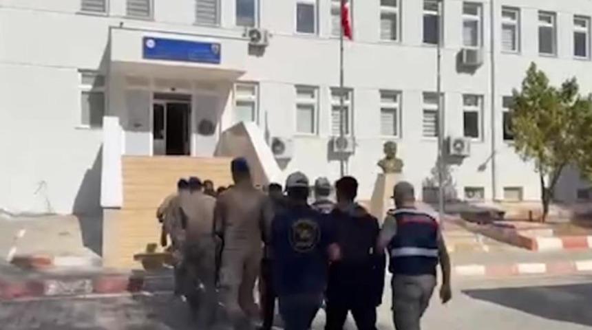 Şanlıurfa'da telefon dolandırıcılığı operasyonu! Tutuklandılar