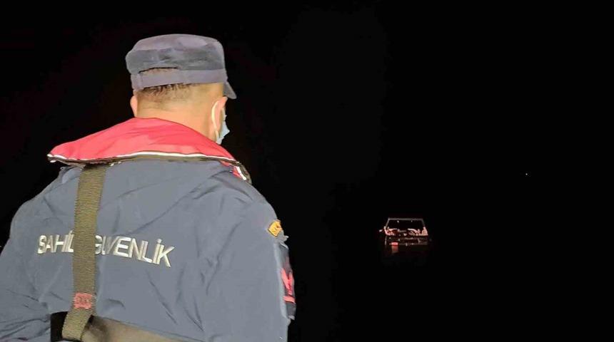 Yunanistan, 18’i çocuk 46 düzensiz göçmeni ölüme terk etti