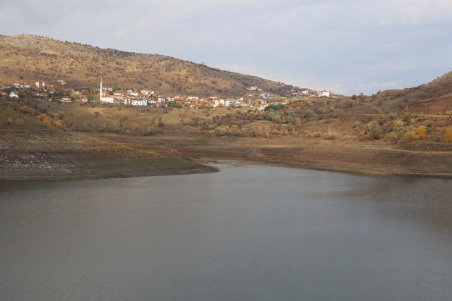 Çankırı da içme suyunu karşılayan Güldürcek Barajı nda su seviyesi yüzde 17,25 e düştü 1