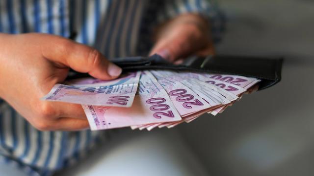 Asgari ücret için 8 zam senaryosu! Milyonlarca çalışan o rakama kilitlendi