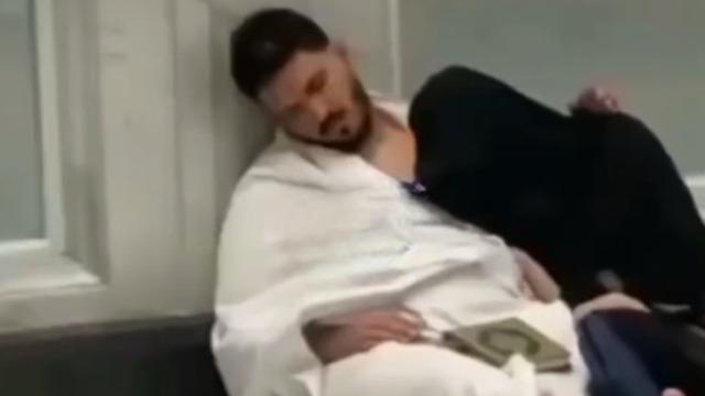 Tolgahan Sayışman umreye gitti! Fotoğraf gündem olunca gerçeği açıkladı