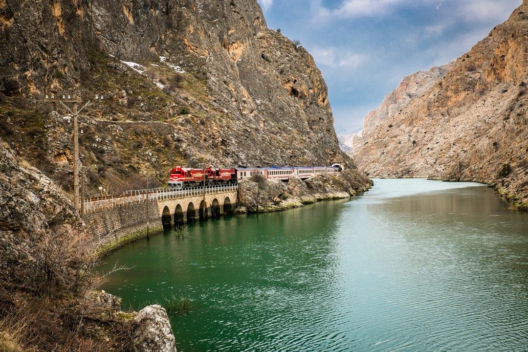 Bilet satışları yarın başlıyor! Turistik Doğu Ekspresi yeni sezona hazır, Bakan Uraloğlu  Türkiye nin en özel turizm markalarından  diyerek duyurdu 4