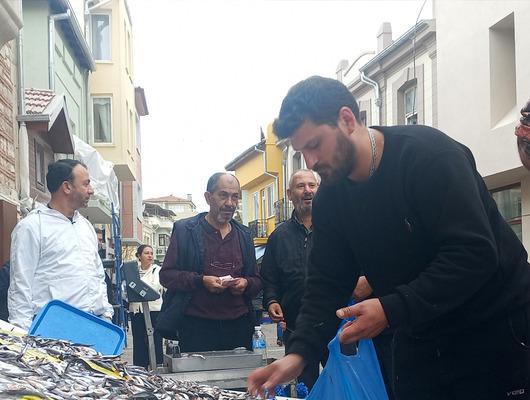 50 TL'ye düştü, poşet poşet aldılar 'Bu kadar ucuz görmedik! Fırsatı kaçırmadım'