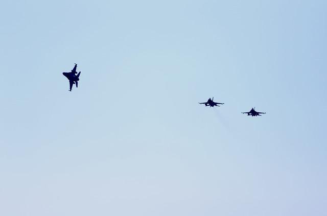 Fethiye de F-16 lardan nefes kesen gösteri uçuşu 2