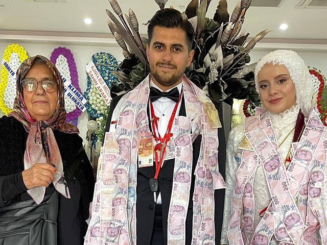 Yok böyle babaanne! Düğünde takı olarak ev, arsa ve son model araba taktı... 