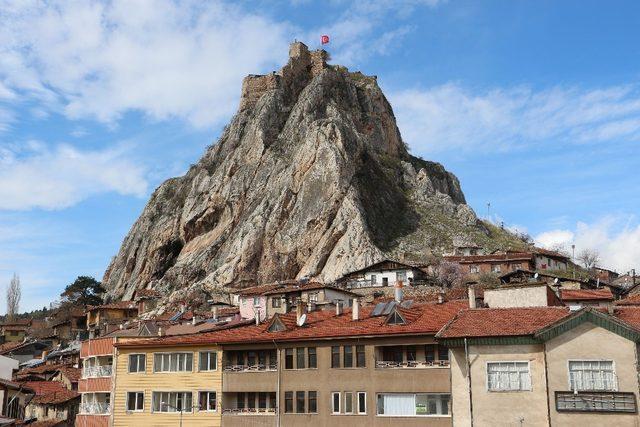 Kont Drakula 4 yıl bu kalede esir tutuldu 1