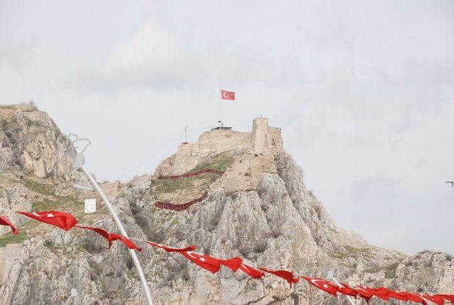 Kont Drakula 4 yıl bu kalede esir tutuldu 3