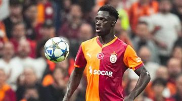 Galatasaray'a Trabzonspor maçı öncesi Davinson Sanchez'den kötü haber