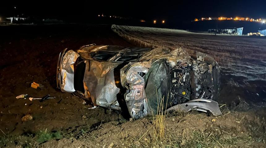 Çankırı'da otomobil takla attı: 3 kişi yaralandı