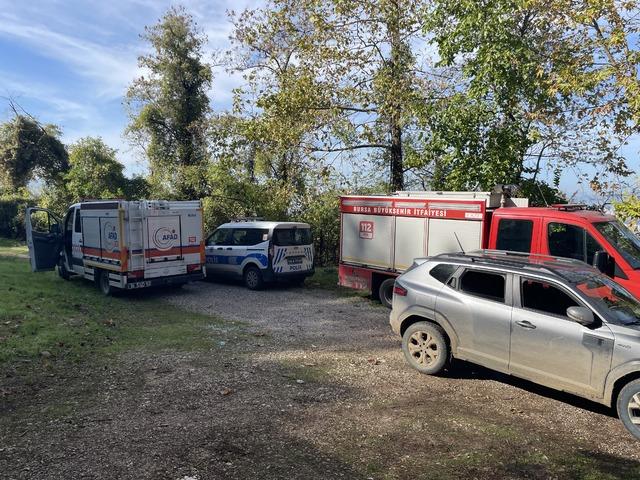 Bursa da ormanda mahsur kalan 4 kişi ekiplerce kurtarıldı 2