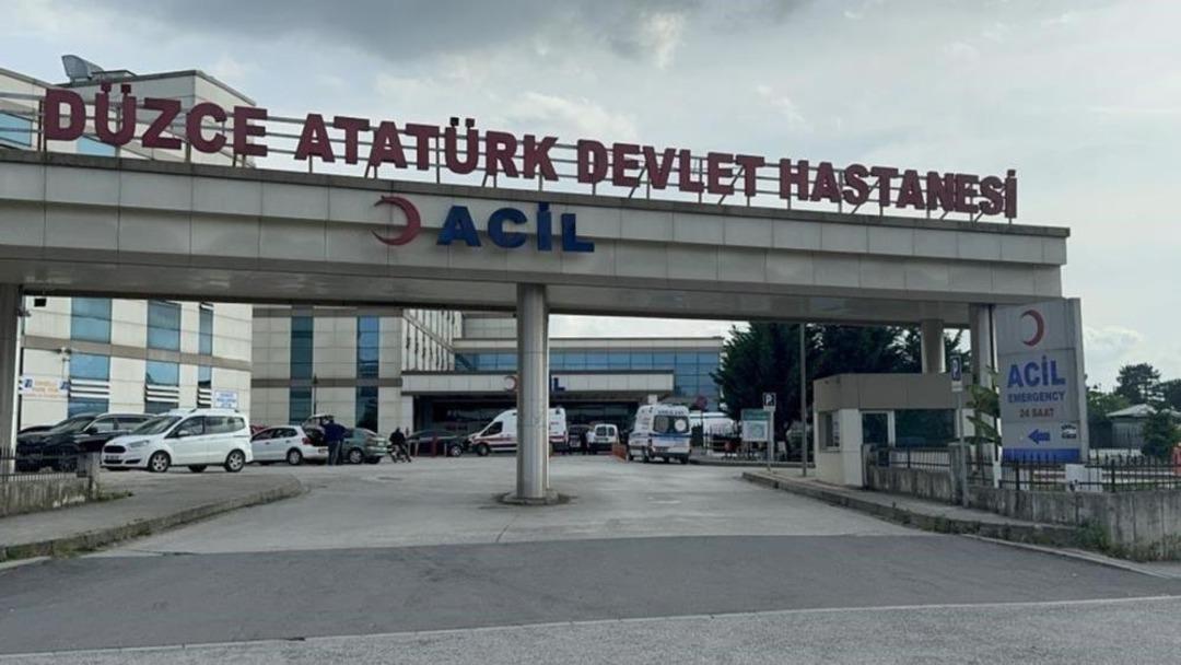 İki motosiklet kafa kafaya çarpıştı: 3 ağır yaralı 1