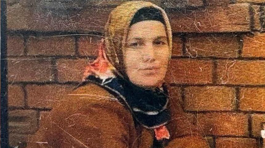 Bartın'da feci kazada ölen kadın son yolculuğuna uğurlandı