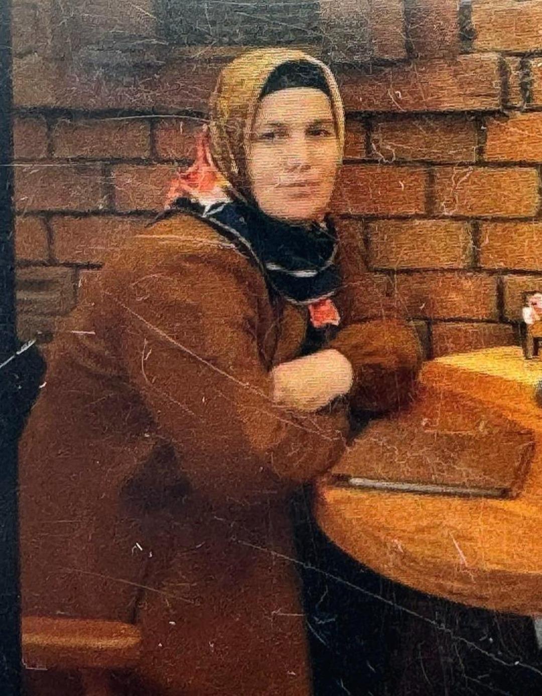 Bartın da feci kazada ölen kadın son yolculuğuna uğurlandı 1