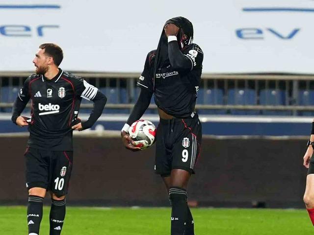 Beşiktaş Kasımpaşa deplasmanında kayıp! Kartal istediğini alamadı...