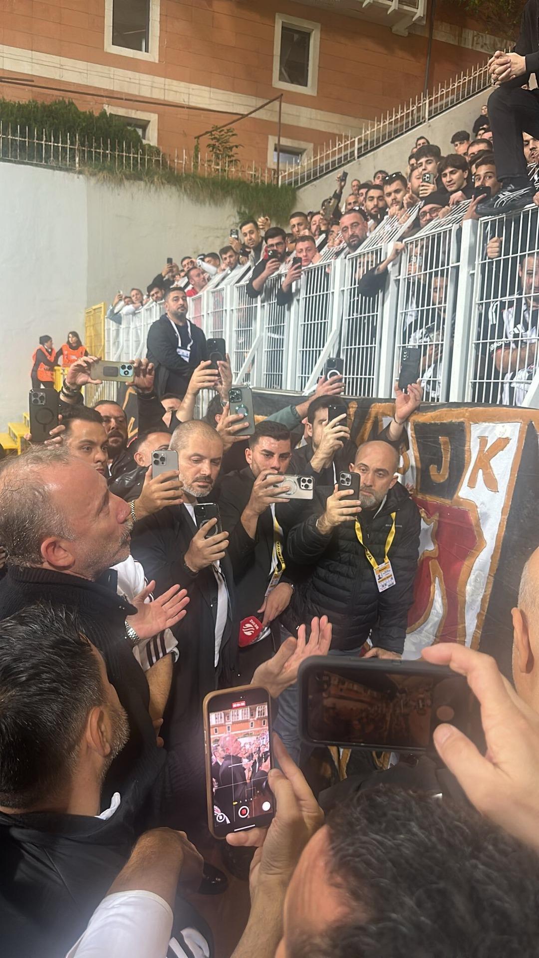 Beşiktaş ta Kasımpaşa beraberliği ortalığı karıştırdı! Sergen Yalçın ve takım kaptanı Orkun Kökçü ye tepki geldi! Yalçın tribünlere gitti... 2