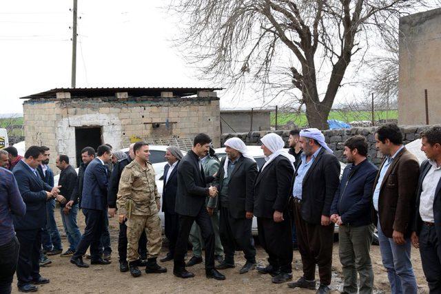 Kaymakamdan 'Zeytin Dalı Harekatı'nda yaralanan güvenlik korucusuna ziyaret