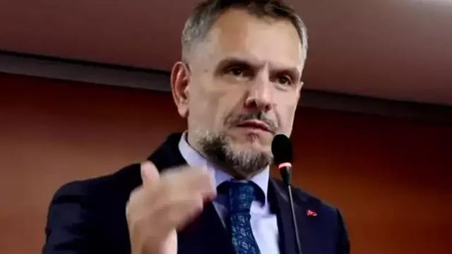 Bayrampaşa'da AK Parti'nin adayı İbrahim Akın, başkan vekili oldu