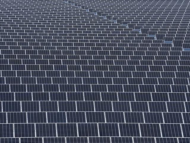 Çin'in kurulu elektrik üretim kapasitesi ilk 9 ayda yüzde 17,5 arttı