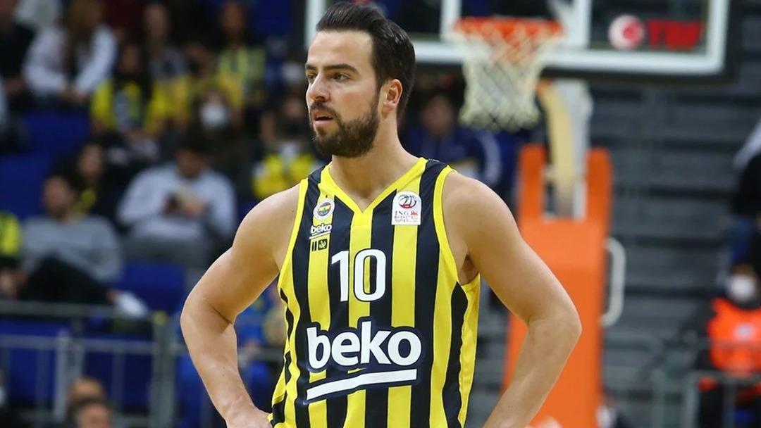 Fenerbahçe Beko kaptanı Melih Mahmutoğlu çevirmeye girdi, alkollü yakalandı! Ehliyeti alındı... 1