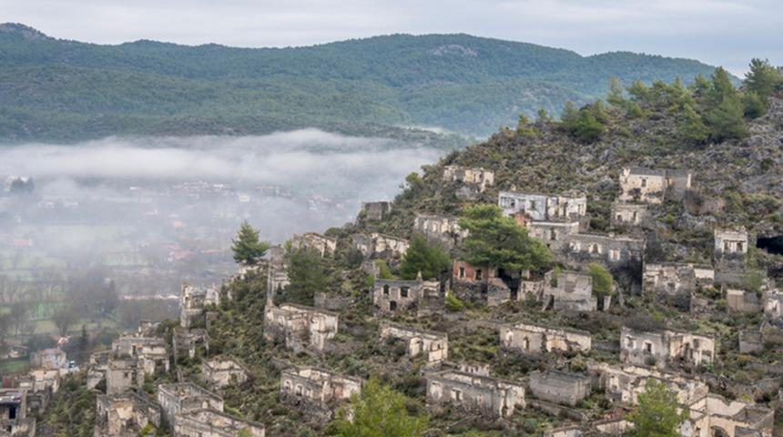 Kimse adımını dahi atmak istemiyor: D&uuml;nyanın en korkun&ccedil; k&ouml;yleri... T&uuml;rkiye'den de bir k&ouml;y listede!