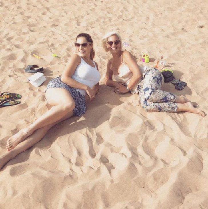 Ünlülerin tatil pozları G3