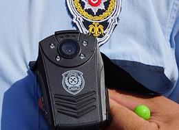 Bakan Yerlikaya detayları açıkladı! Trafikte 'yaka kamerası' dönemi: '30 gün saklanıyor'