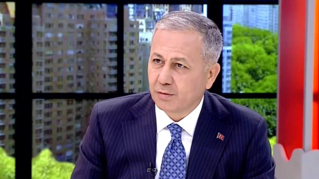 Bakan Yerlikaya detayları açıkladı! Trafikte  yaka kamerası  dönemi:  30 gün saklanıyor  2