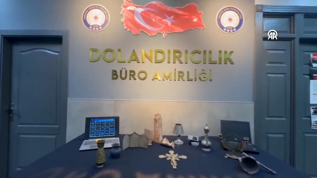 13 milyon dolandıran define çetesi çökertildi! Kendi gömdüklerini buldurdular:  M.Ö. büyü yapmak için kullanılıyordu   7