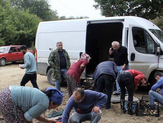 '20 milyon TL dağıtmışızdır' Yapmayan yok! İşten çıkıp toplamaya koşuyorlar 'Güzel para veriyorlar'