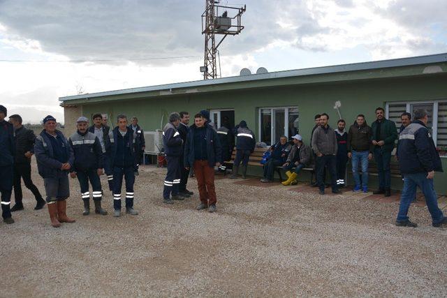 Kadro hakkı kazanan işçiler mülakata alınıyor