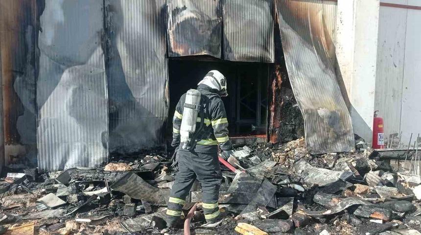 Batman’da dondurma fabrikasında yangın