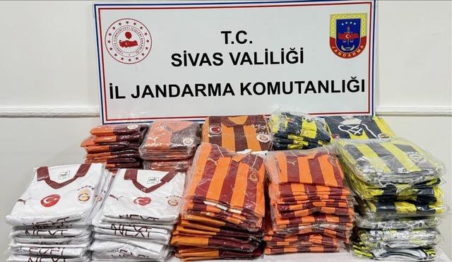 Sivas’ta kaçak tütün operasyonu, 4 Şüpheli yakalandı 2