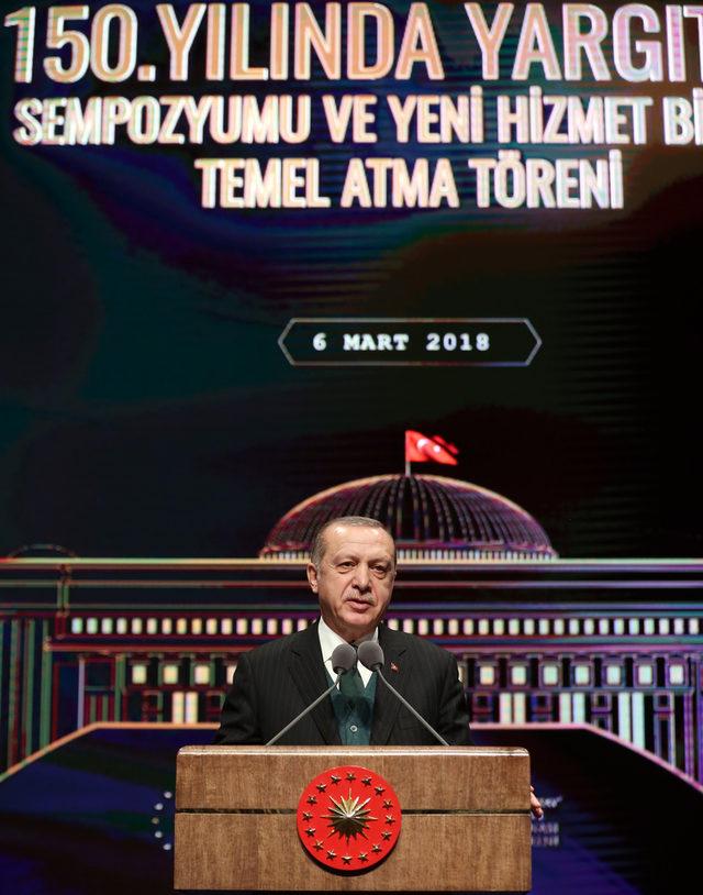 Erdoğan: Bir ülkede halk bunalmış ellerini semaya açarak adalet çığlığı atar hale gelmişse yargı sisteminde sorun var demektir
