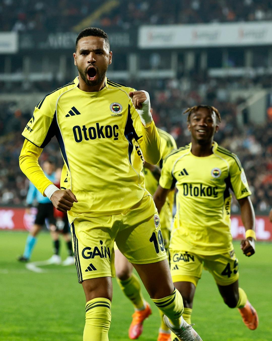 Fenerbahçe Gaziantep FK yı rahat geçti! Antep de gol yağmuru... 1