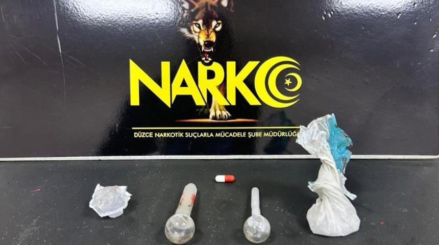 19 suç kaydı bulunan şahıs uyuşturucu ile yakalandı