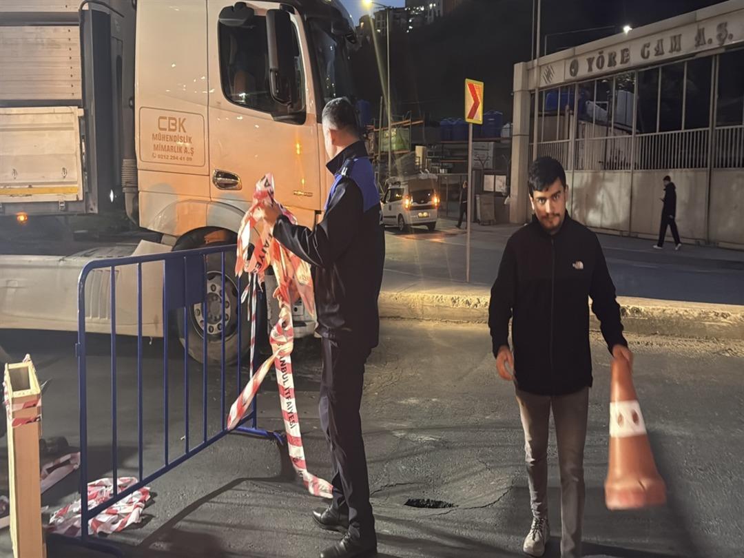 Kağıthane’de ana cadde üzerindeki yol çöktü 3