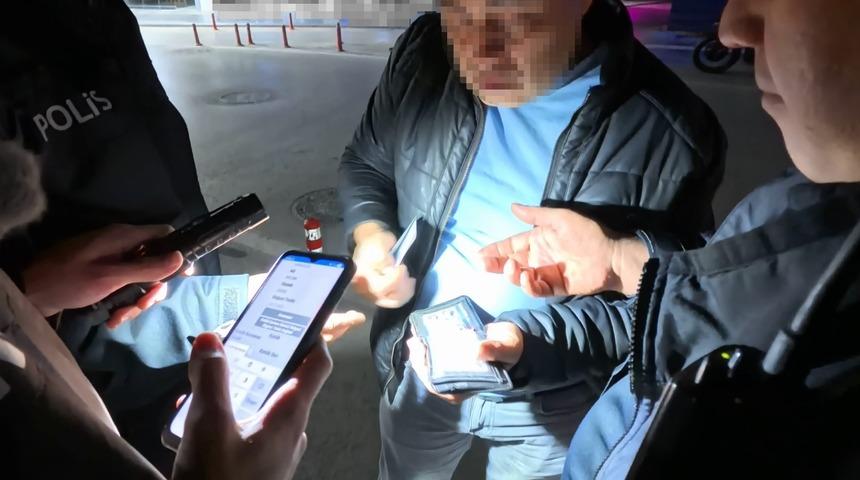 Aksaray'da şaşkına çeviren diyalog! Bekçiye 'Beni çeviremezsin' deyip polise şikayet etti