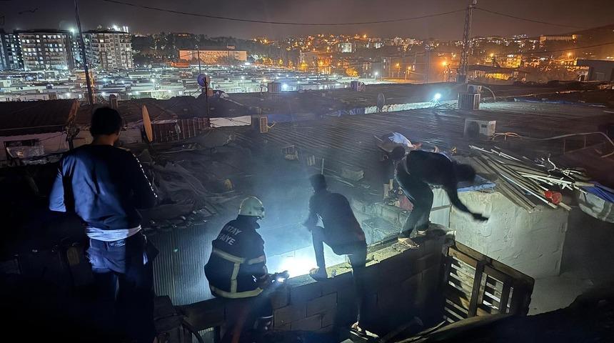 Kırıkhan’da konteyner yangını