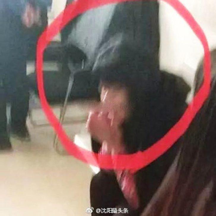 Duşa giren kadınların çıplak fotoğraflarını çekip... G3