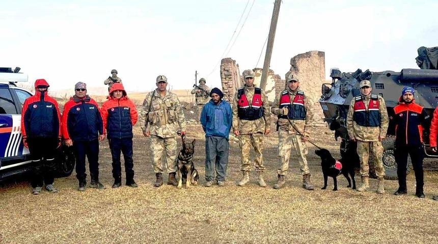 Van’da kayıp şahıs bulunup ailesine teslim edildi
