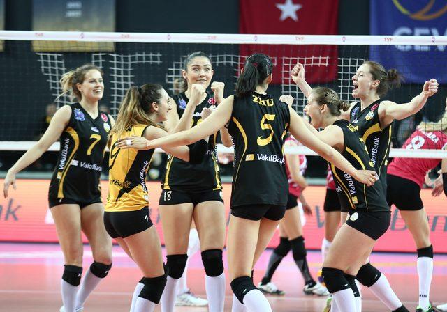 VakıfBank yarı finale yükseldi