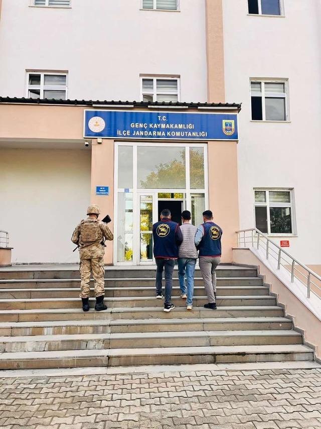 Bingöl’de kesinleşmiş hapis cezasıyla aranan 2 şüpheli yakalandı 1